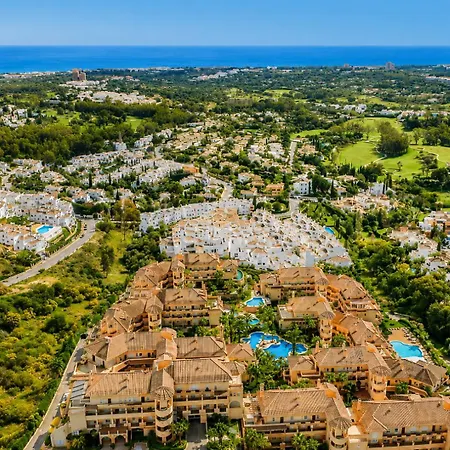 شقة Aloha Hill Club Premium In - Pools, Restaurant, Gym, Wlan, Garage