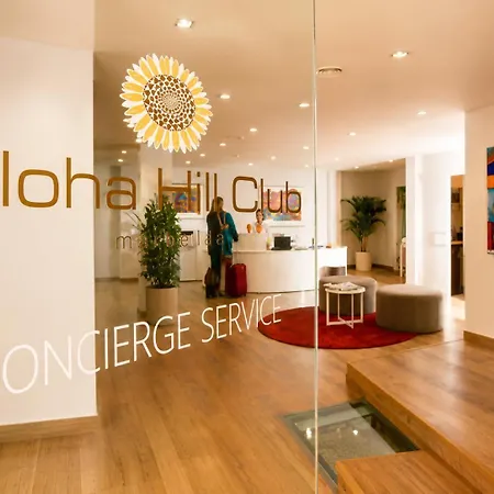 Aloha Hill Club Premium In - Pools, Restaurant, Gym, Wlan, Garage