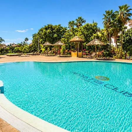 Aloha Hill Club Premium In - Pools, Restaurant, Gym, Wlan, Garage شقة ماربيا