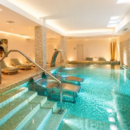 شقة Aloha Hill Club Premium In - Pools, Restaurant, Gym, Wlan, Garage *